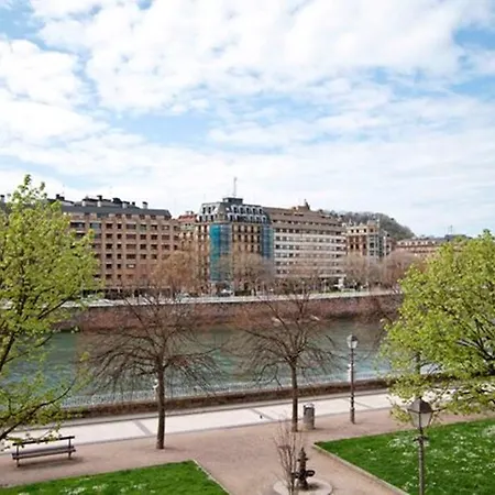 The Collection | City Centre - River View Σαν Σεμπαστιάν